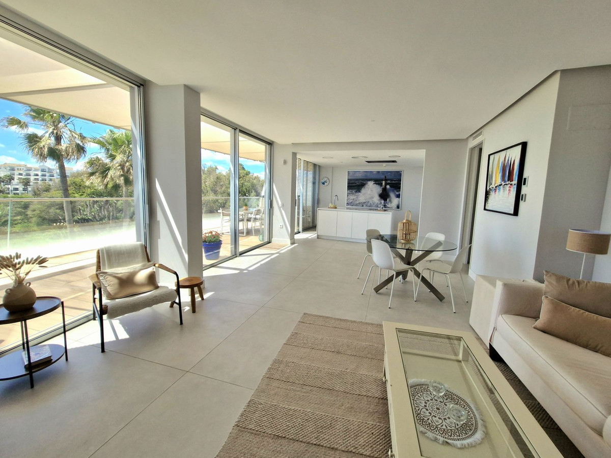 Appartement te koop in Estepona | 3 slaapkamers H5357503