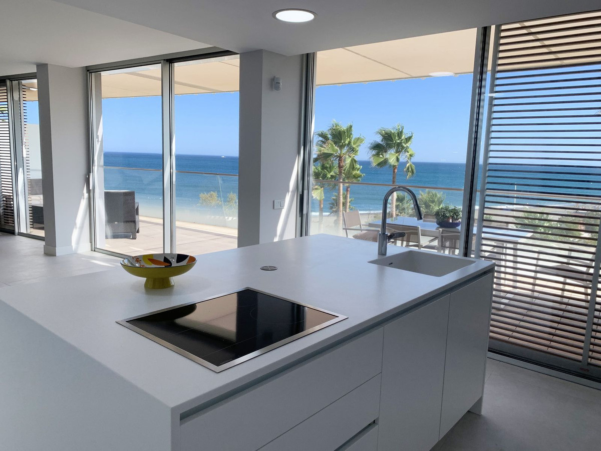 Appartement te koop in Estepona | 3 slaapkamers H5357503