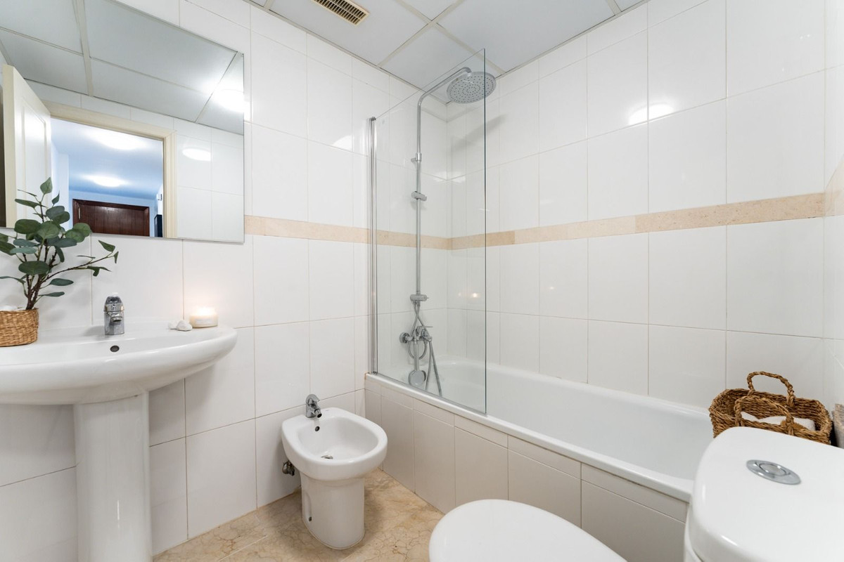 Appartement te koop in Estepona | 3 slaapkamers H5358418