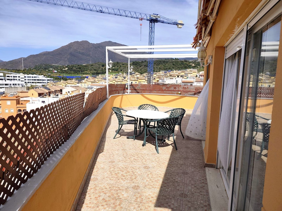 Penthouse te koop in Estepona | 4 slaapkamers H5358433
