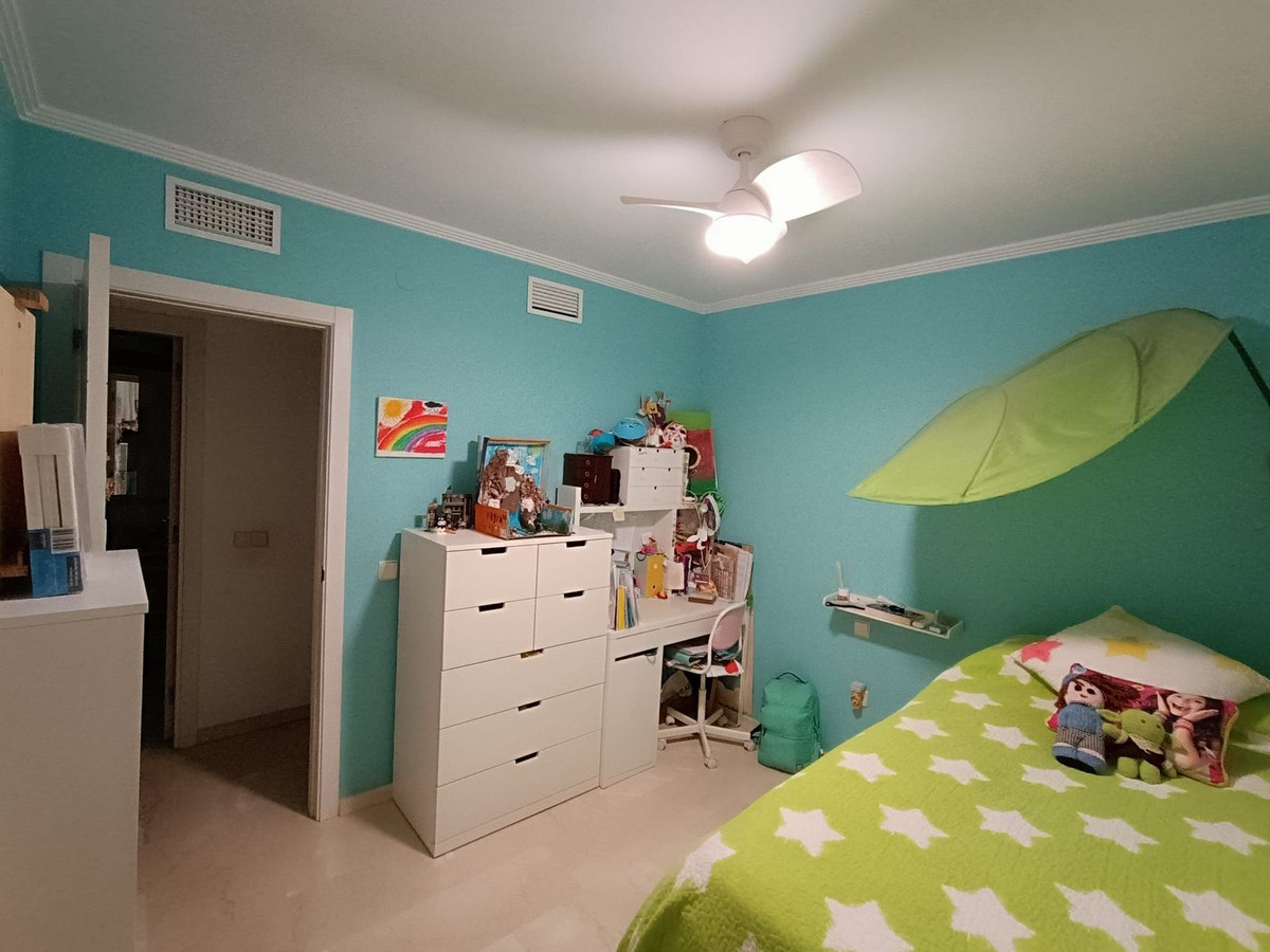 Appartement te koop in Estepona | 3 slaapkamers H5358466