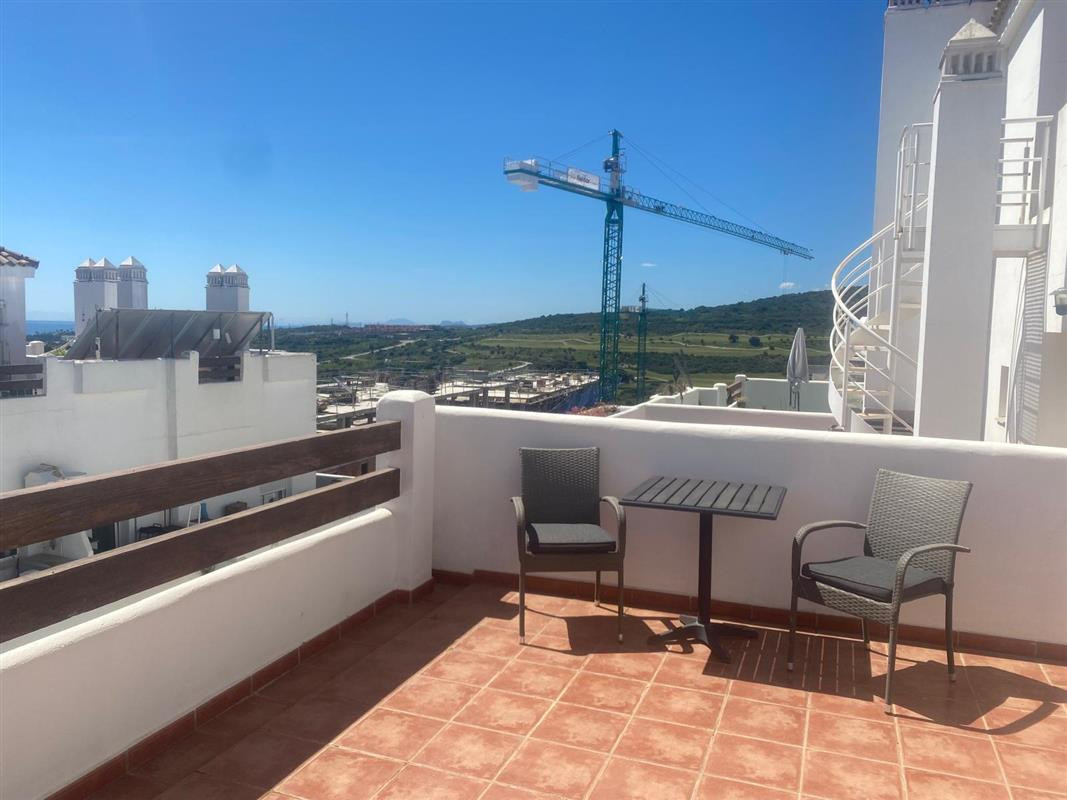 Penthouse te koop in Estepona | 2 slaapkamers H5358634