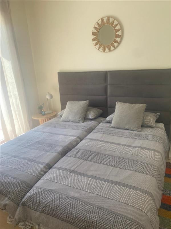 Penthouse te koop in Estepona | 2 slaapkamers H5358634