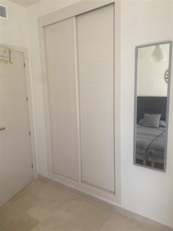 Penthouse te koop in Estepona | 2 slaapkamers H5358634