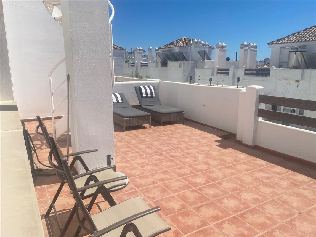 Penthouse te koop in Estepona | 2 slaapkamers H5358634