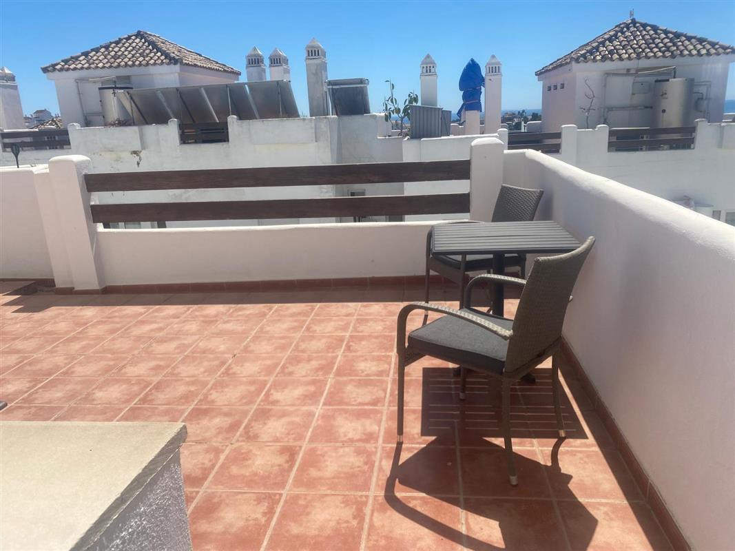Penthouse te koop in Estepona | 2 slaapkamers H5358634