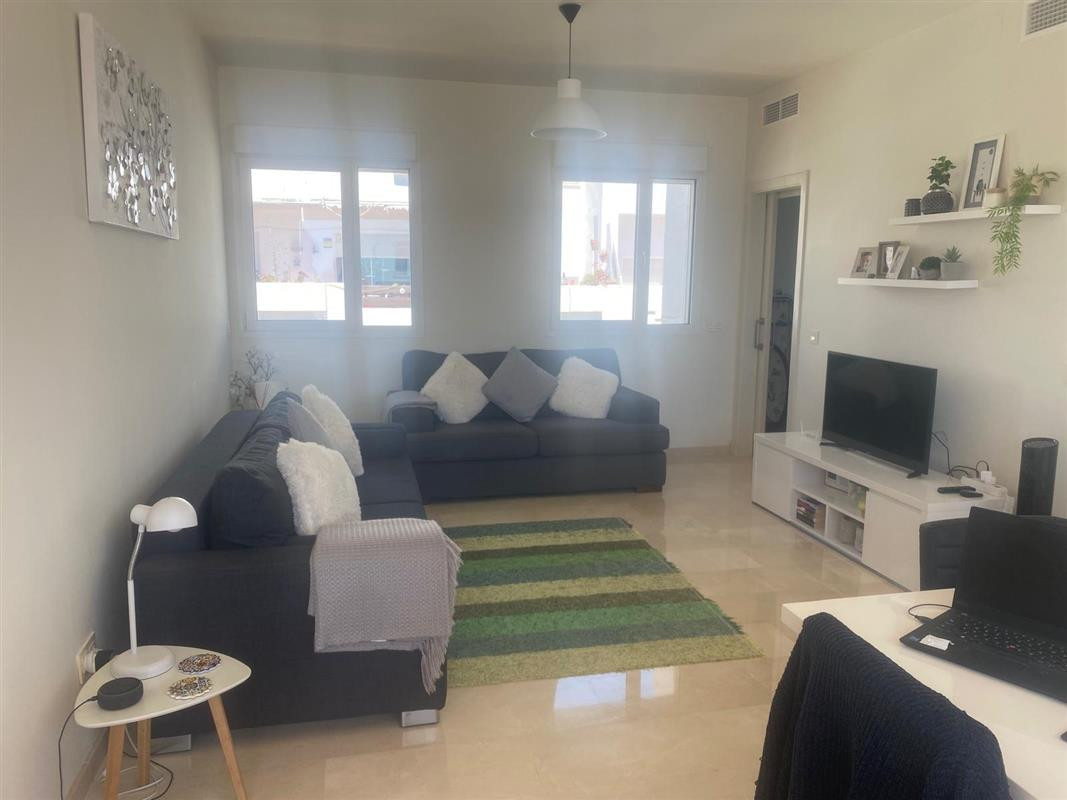 Penthouse te koop in Estepona | 2 slaapkamers H5358634