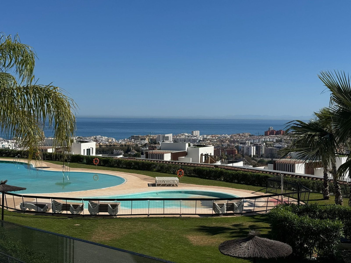 Appartement te koop in Estepona | 4 slaapkamers H5359306