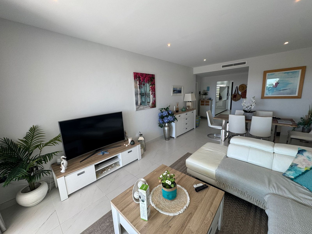 Appartement te koop in Estepona | 4 slaapkamers H5359306