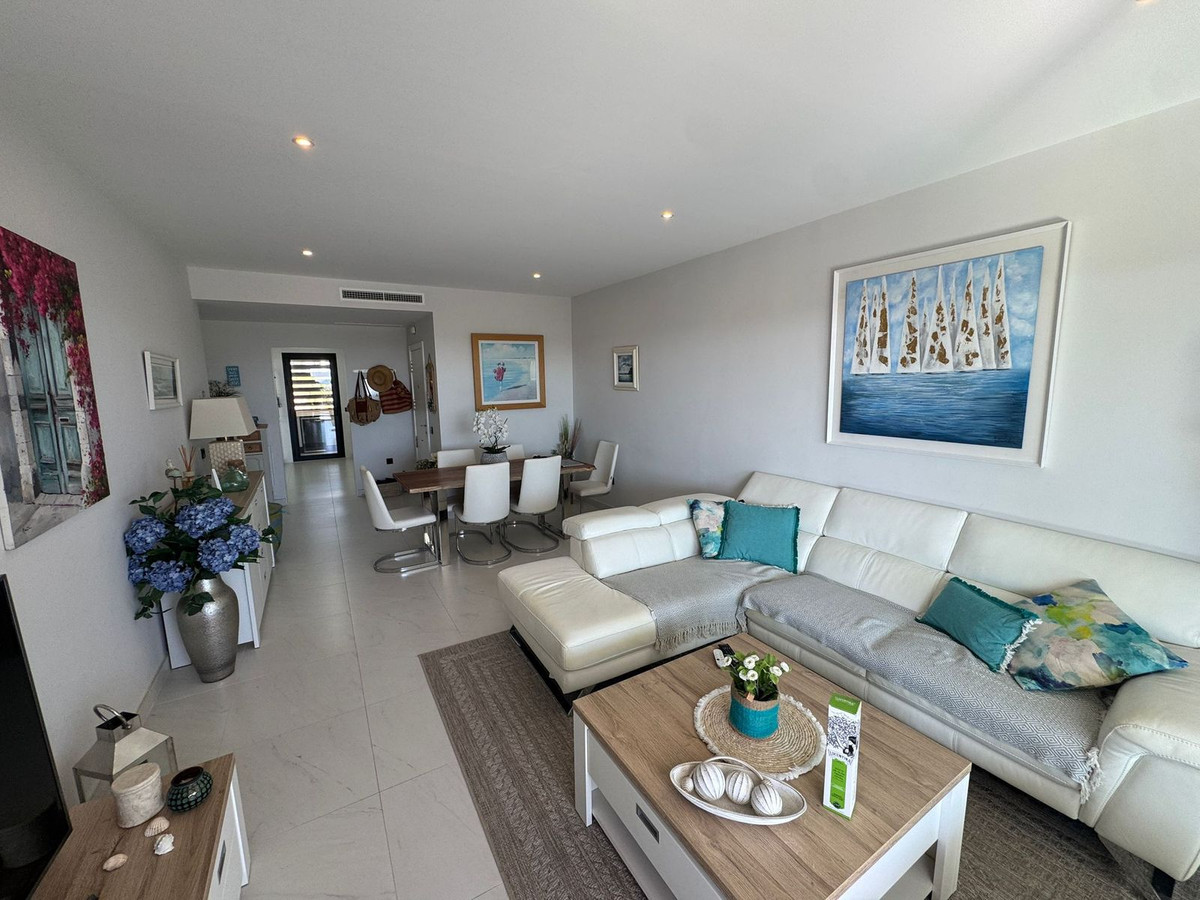 Appartement te koop in Estepona | 4 slaapkamers H5359306