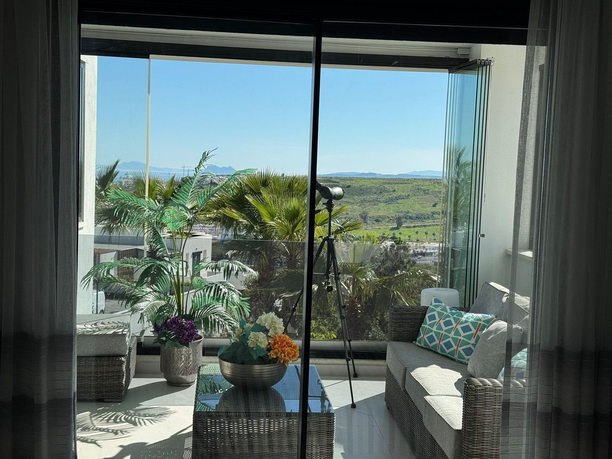 Appartement te koop in Estepona | 4 slaapkamers H5359306