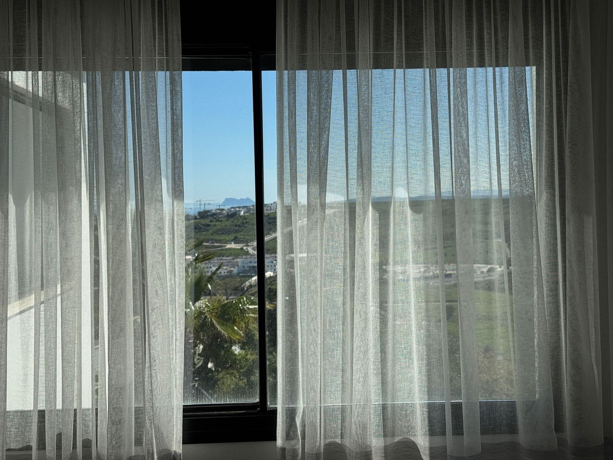Appartement te koop in Estepona | 4 slaapkamers H5359306
