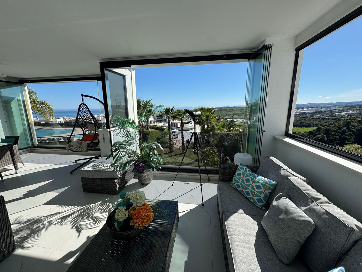 Appartement te koop in Estepona | 4 slaapkamers H5359306