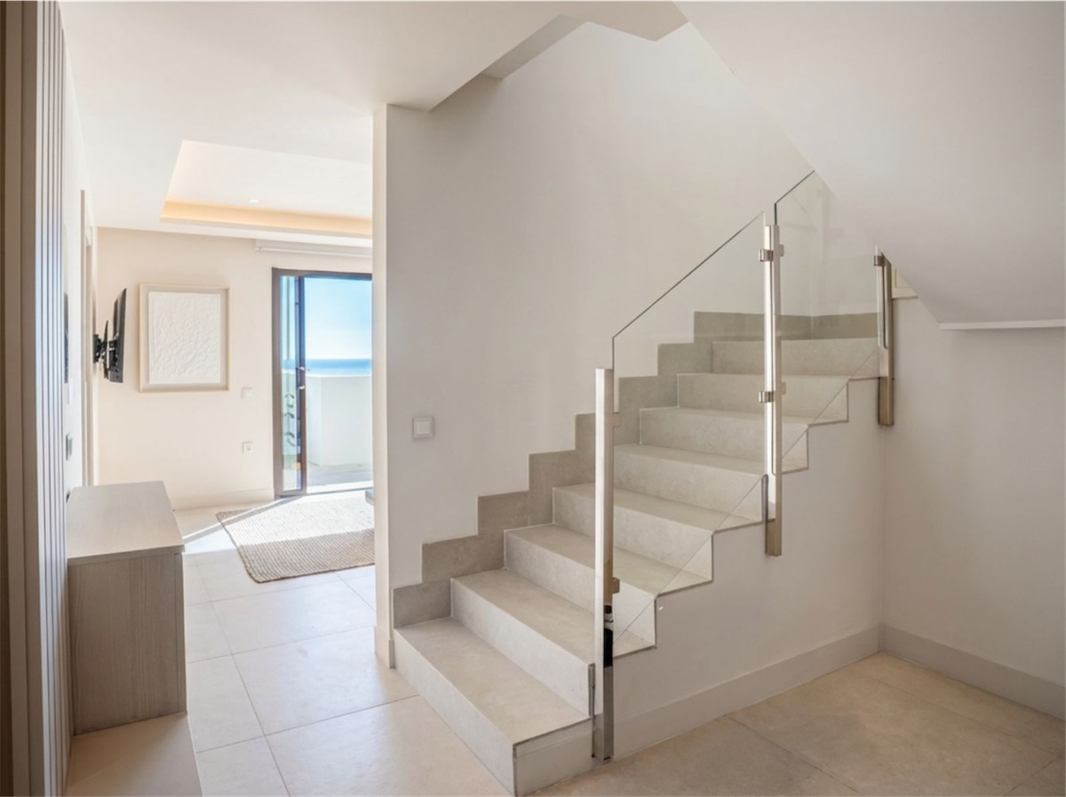 Appartement te koop in Estepona | 3 slaapkamers H5359384