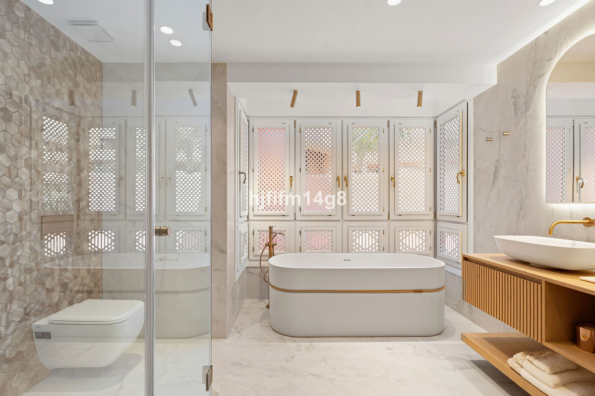 Appartement te koop in Estepona | 3 slaapkamers H5359759