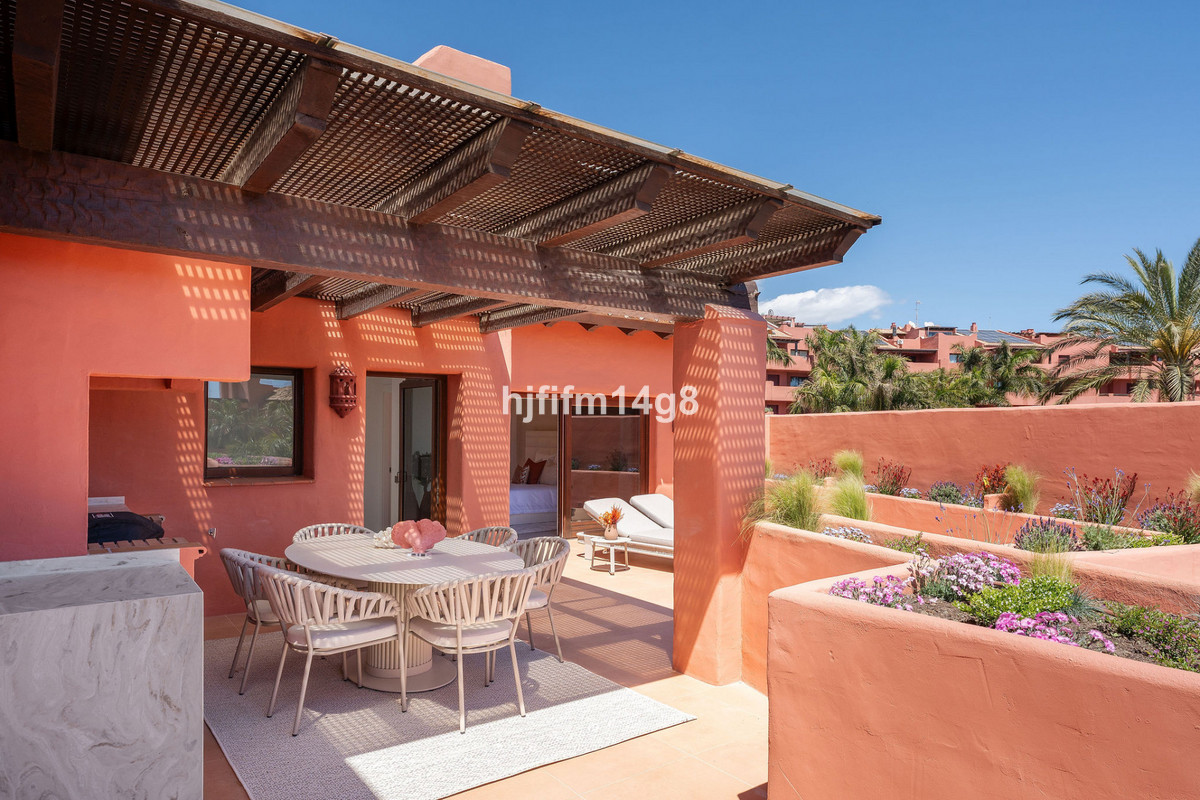 Appartement te koop in Estepona | 3 slaapkamers H5359759