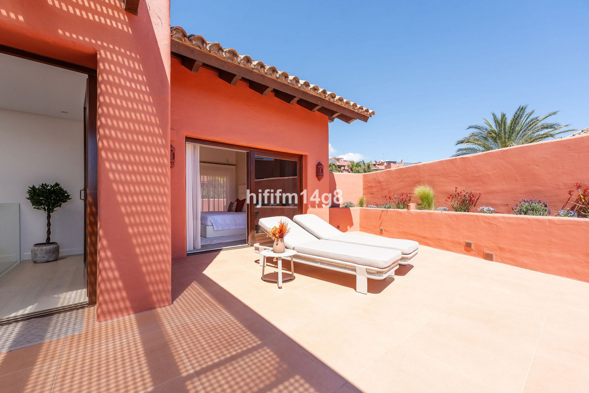Appartement te koop in Estepona | 3 slaapkamers H5359759