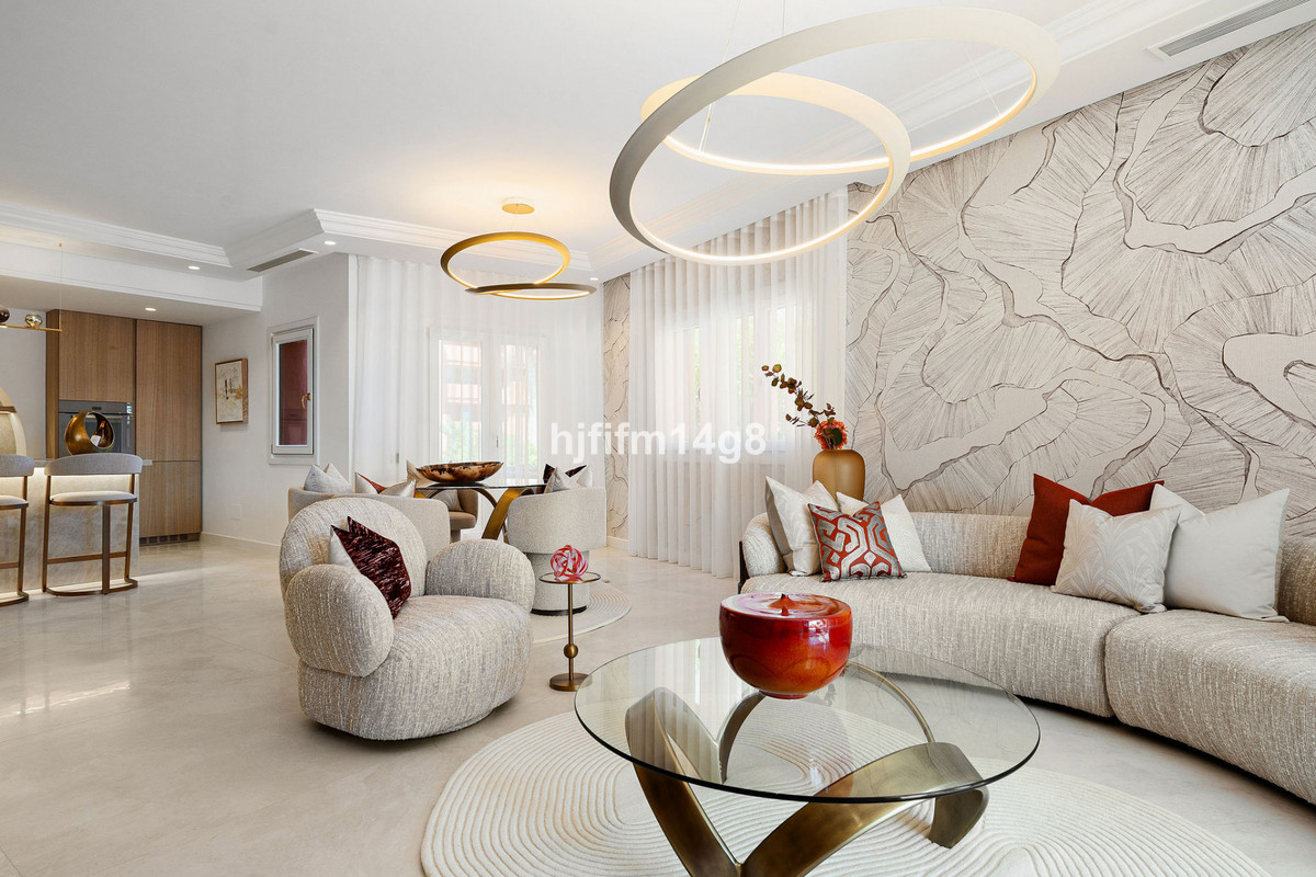 Appartement te koop in Estepona | 3 slaapkamers H5359759