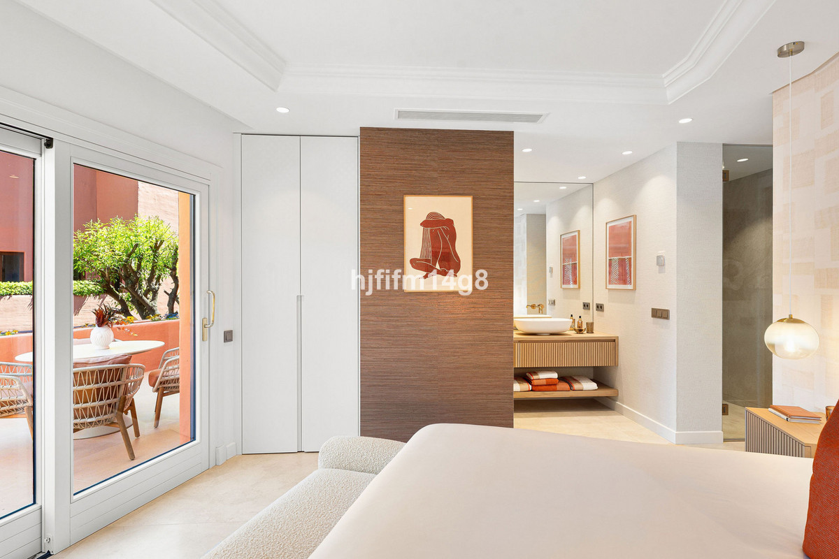 Appartement te koop in Estepona | 3 slaapkamers H5359759