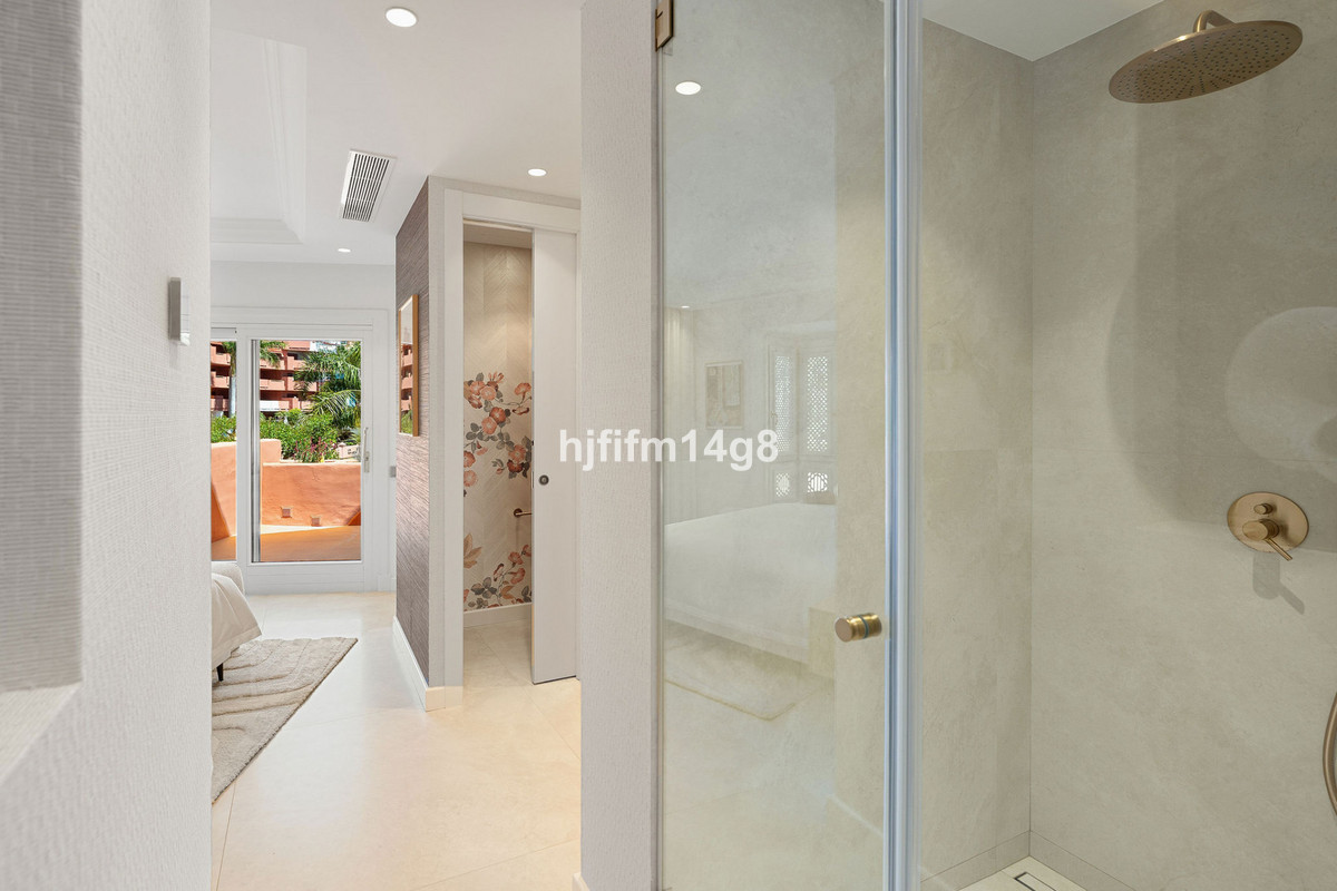 Appartement te koop in Estepona | 3 slaapkamers H5359759