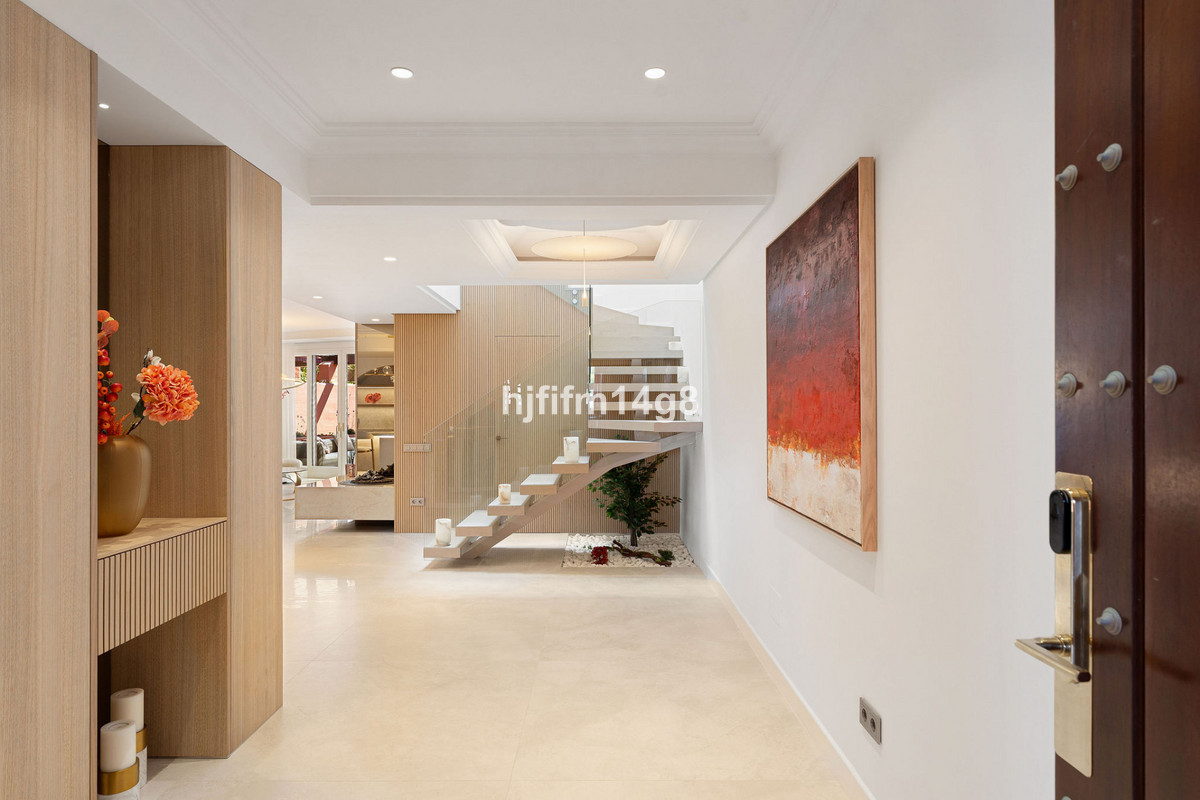 Appartement te koop in Estepona | 3 slaapkamers H5359759