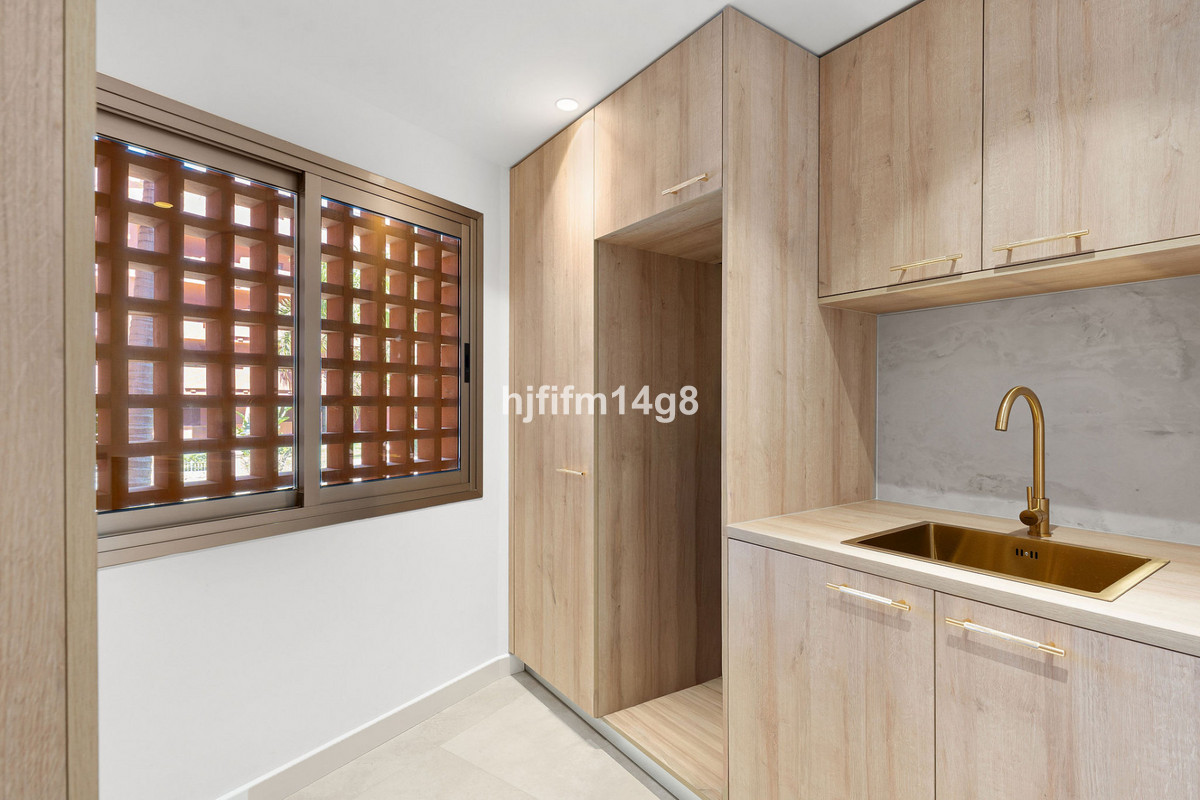 Appartement te koop in Estepona | 3 slaapkamers H5359759