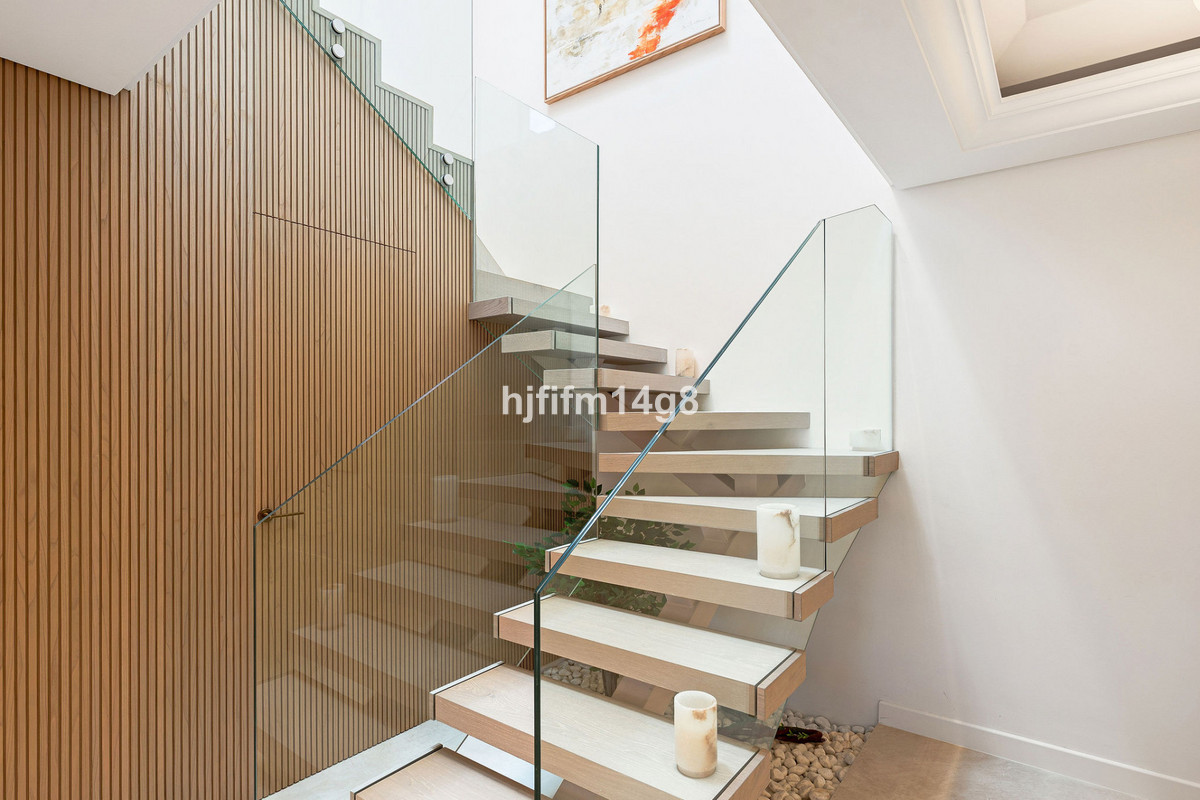 Appartement te koop in Estepona | 3 slaapkamers H5359759