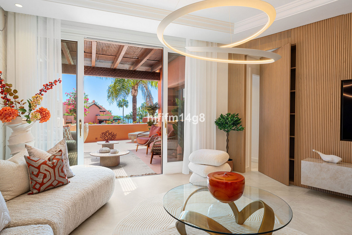 Appartement te koop in Estepona | 3 slaapkamers H5359759