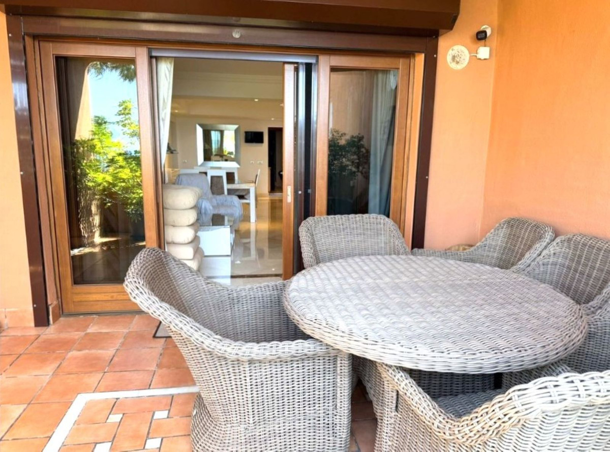 Appartement te koop in Estepona | 3 slaapkamers H5360431