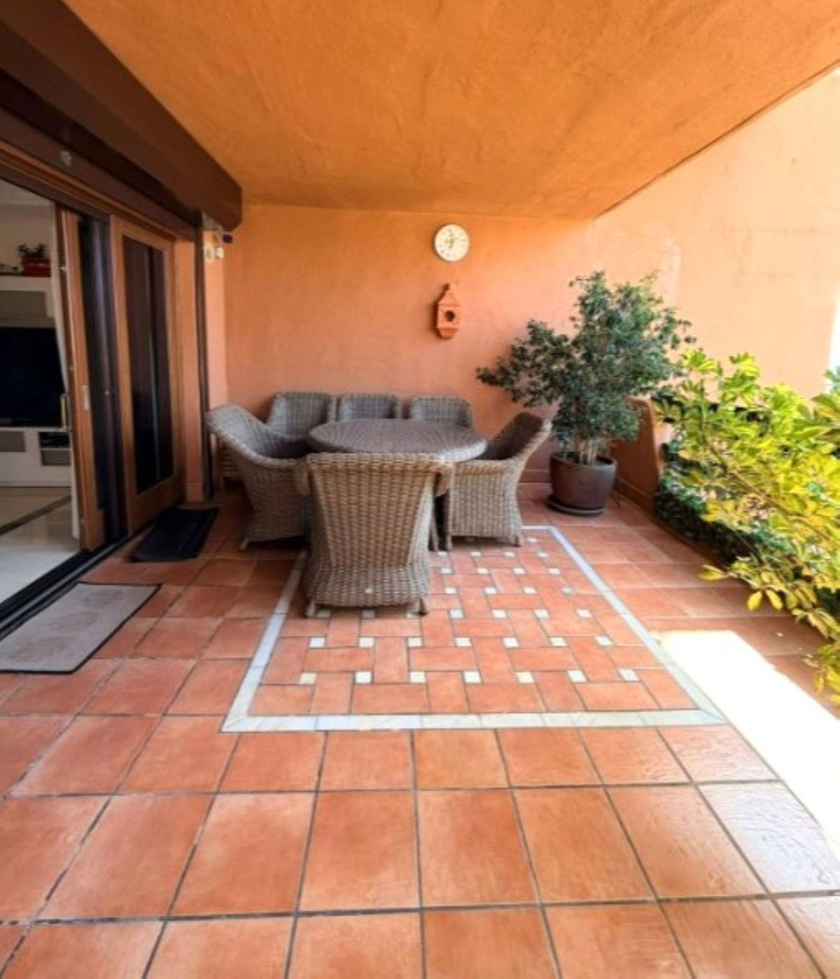 Appartement te koop in Estepona | 3 slaapkamers H5360431