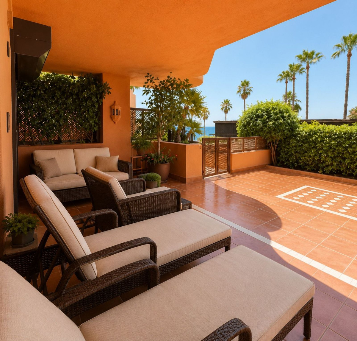 Appartement te koop in Estepona | 2 slaapkamers H5360443