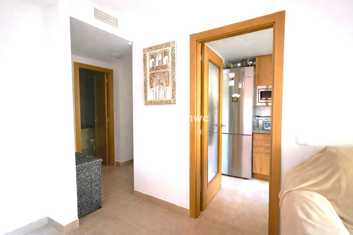 Appartement te koop in Estepona | 1 slaapkamers H5360518