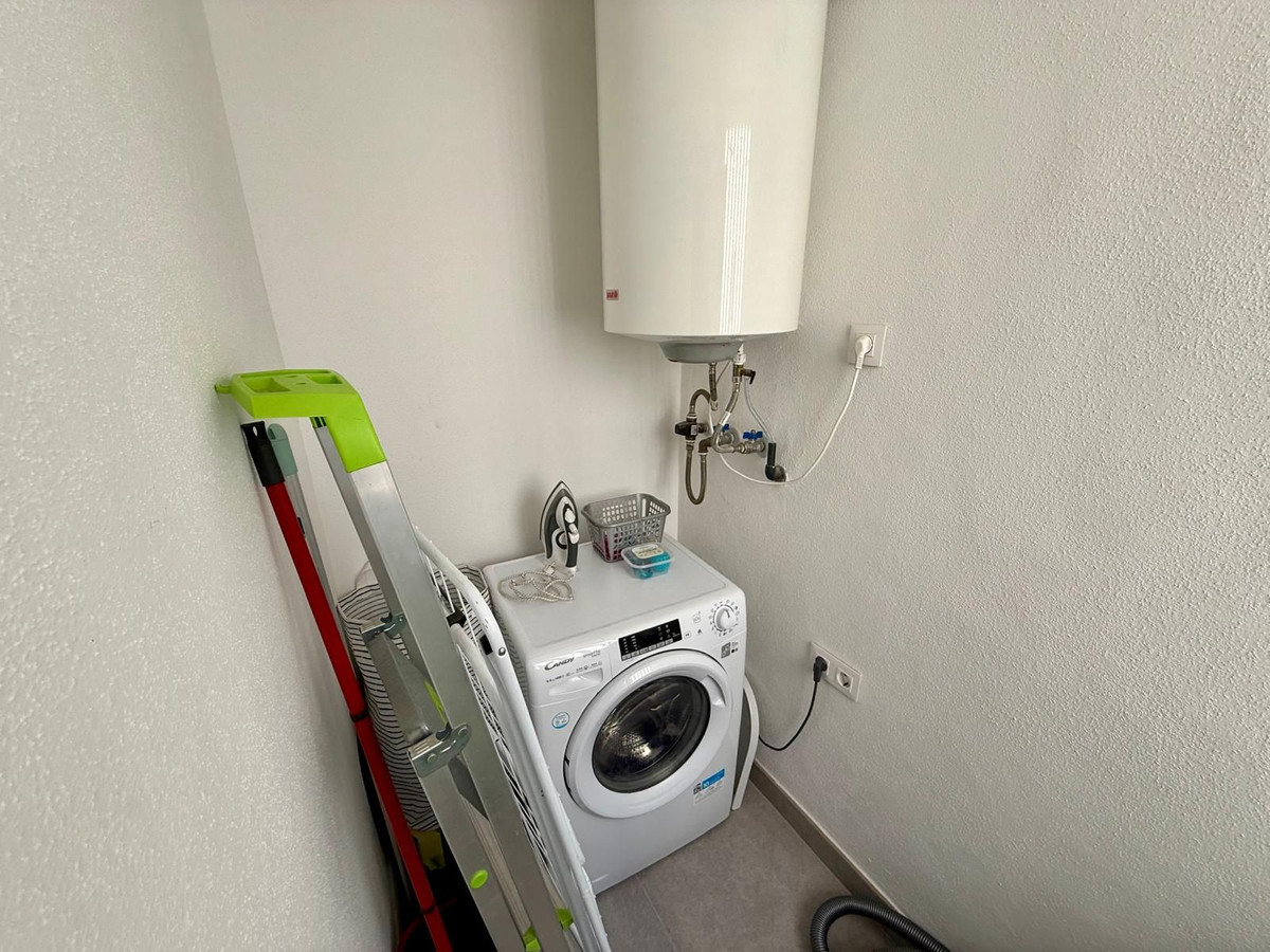 Appartement te koop in Estepona | 2 slaapkamers H5360593