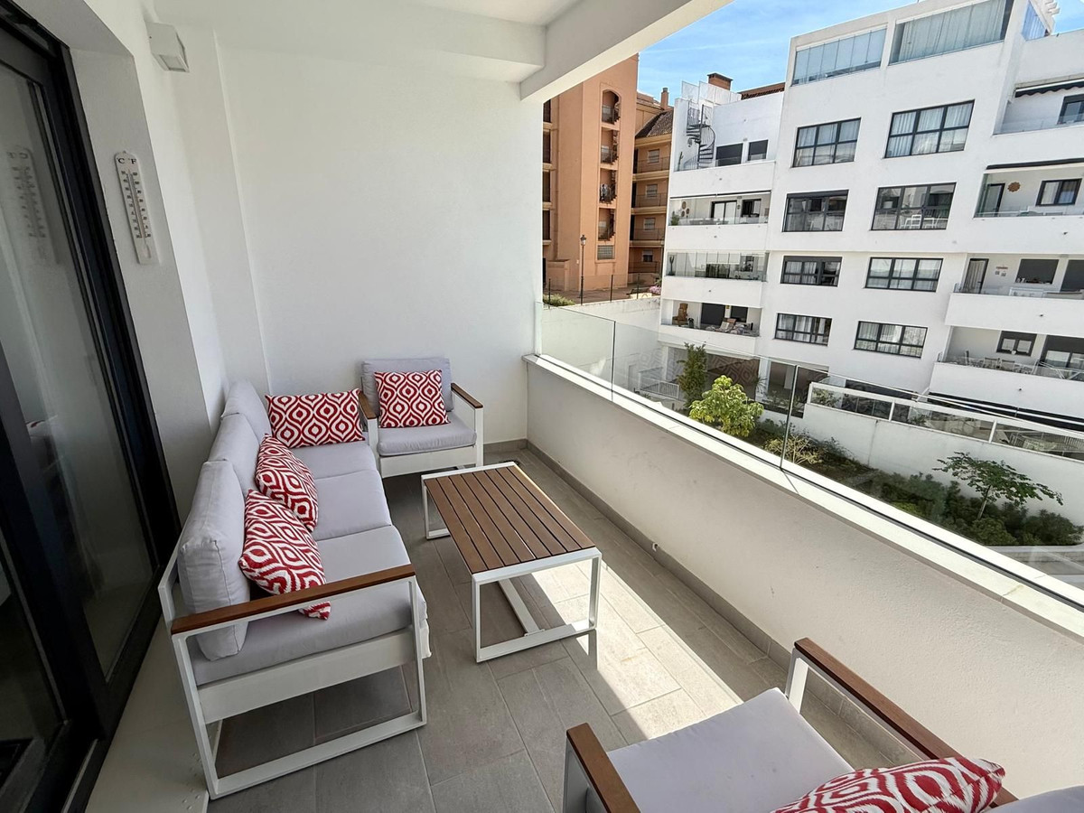 Appartement te koop in Estepona | 2 slaapkamers H5360593
