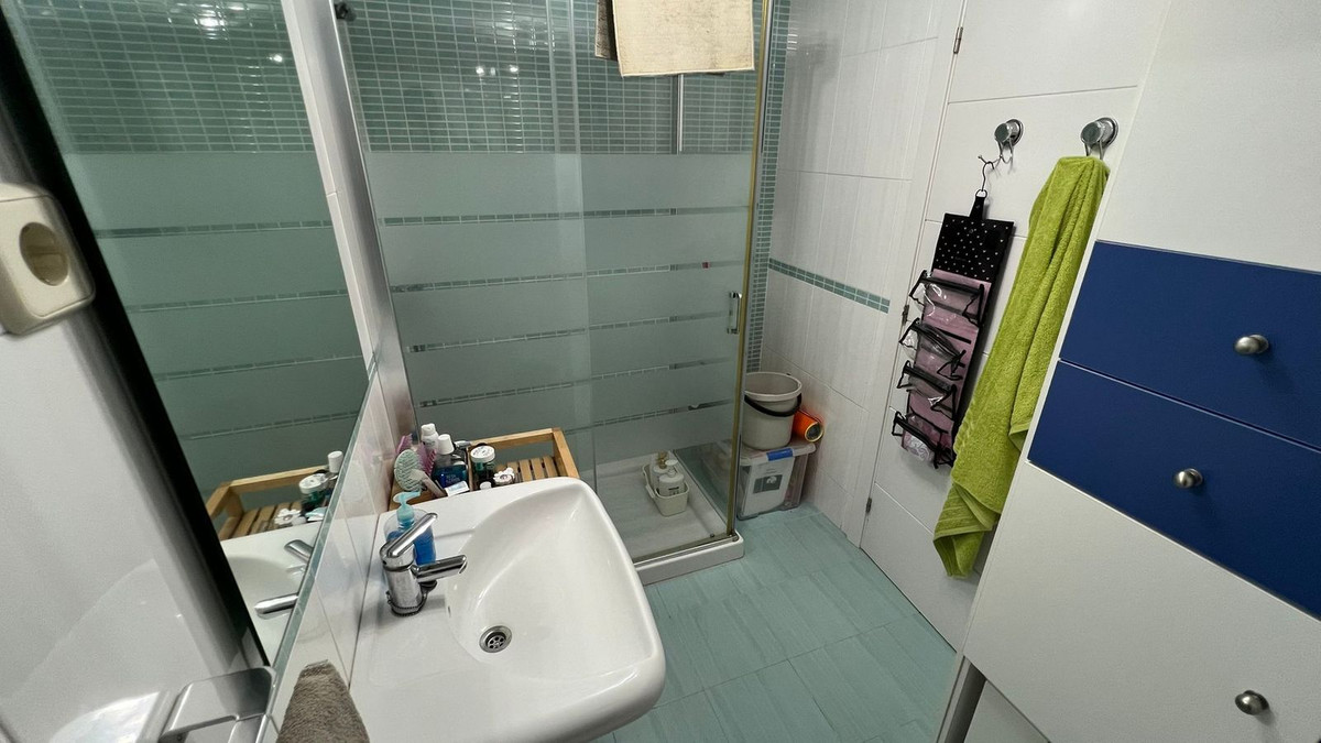 Appartement te koop in Estepona | 3 slaapkamers H5360725