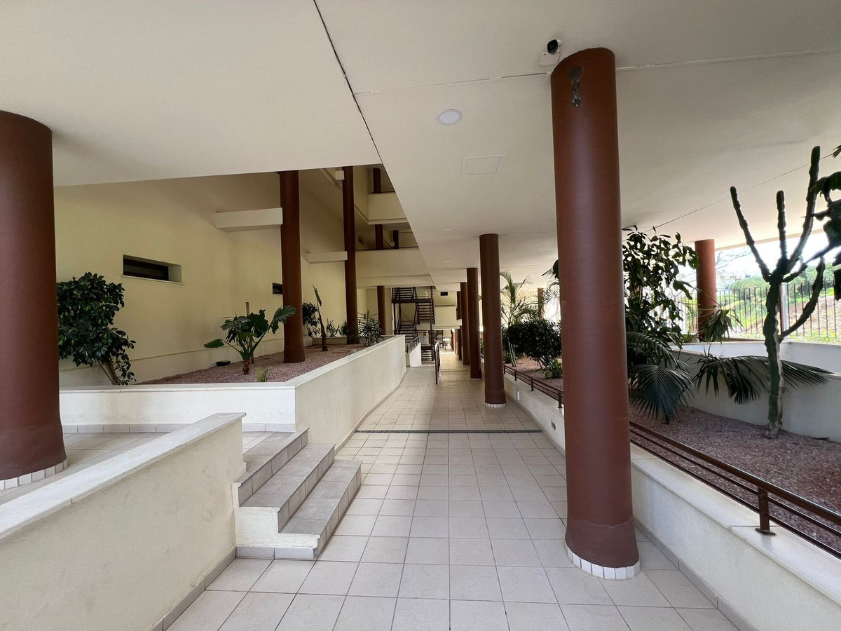 Appartement te koop in Estepona | 3 slaapkamers H5360725