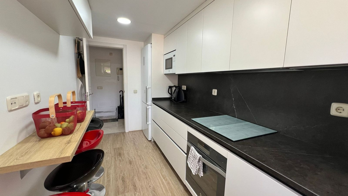 Appartement te koop in Estepona | 3 slaapkamers H5360725