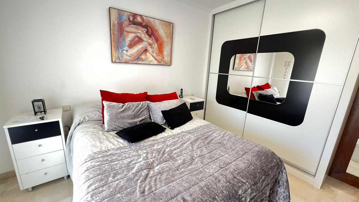 Appartement te koop in Estepona | 3 slaapkamers H5360725