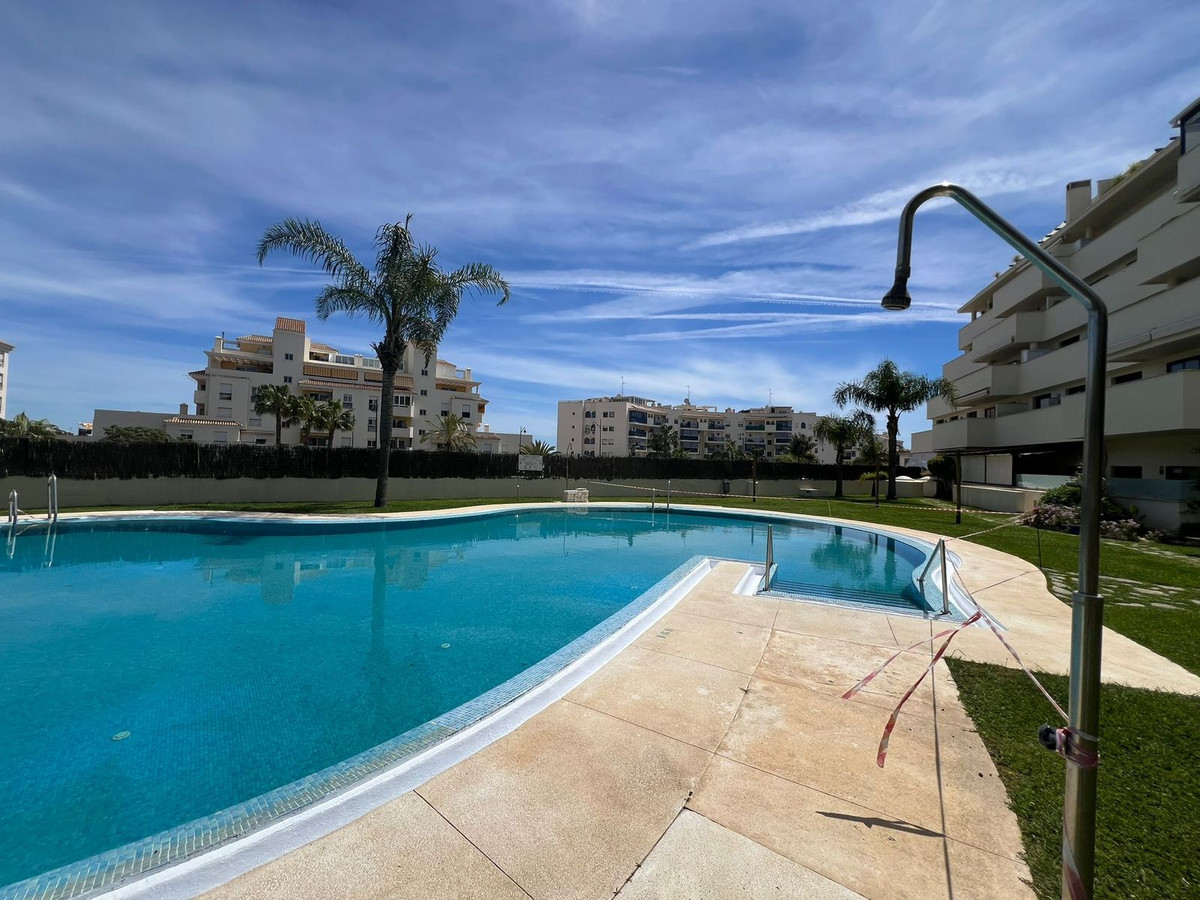 Appartement te koop in Estepona | 3 slaapkamers H5360725