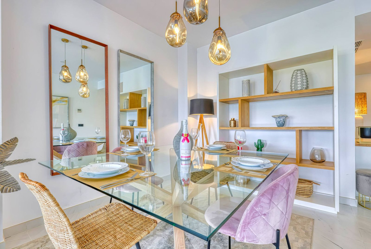 Appartement te koop in Estepona | 2 slaapkamers H5360740