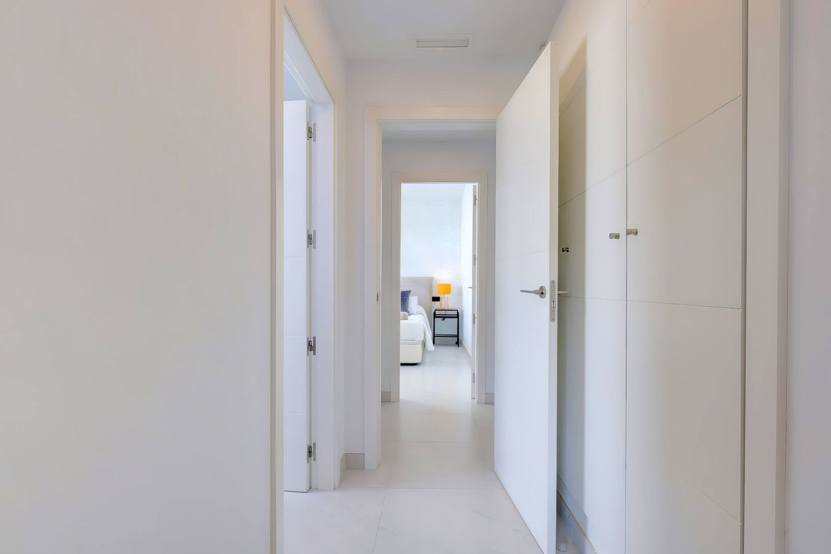 Appartement te koop in Estepona | 2 slaapkamers H5360740