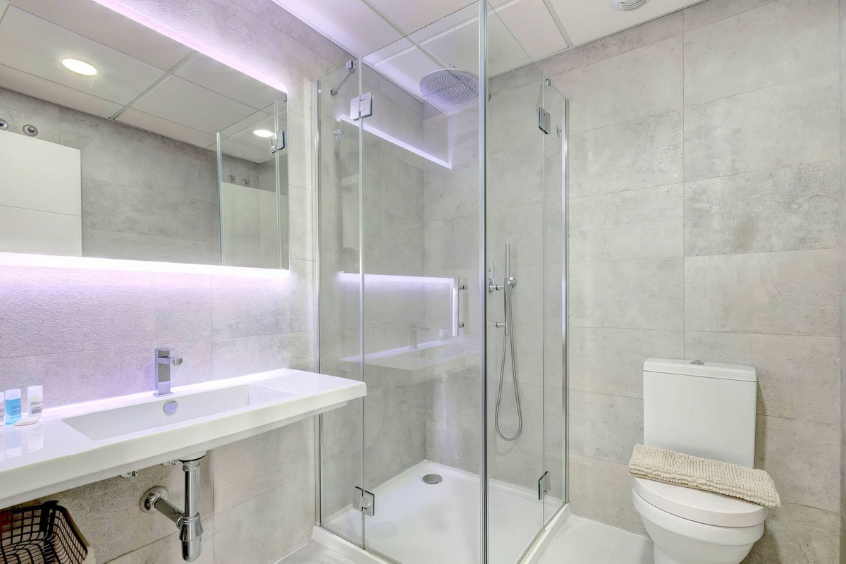Appartement te koop in Estepona | 2 slaapkamers H5360740