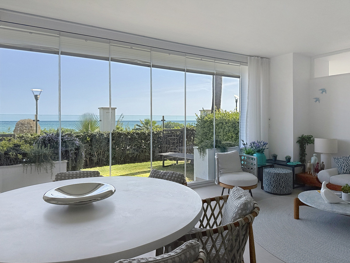 Appartement te koop in Estepona | 2 slaapkamers H5360860