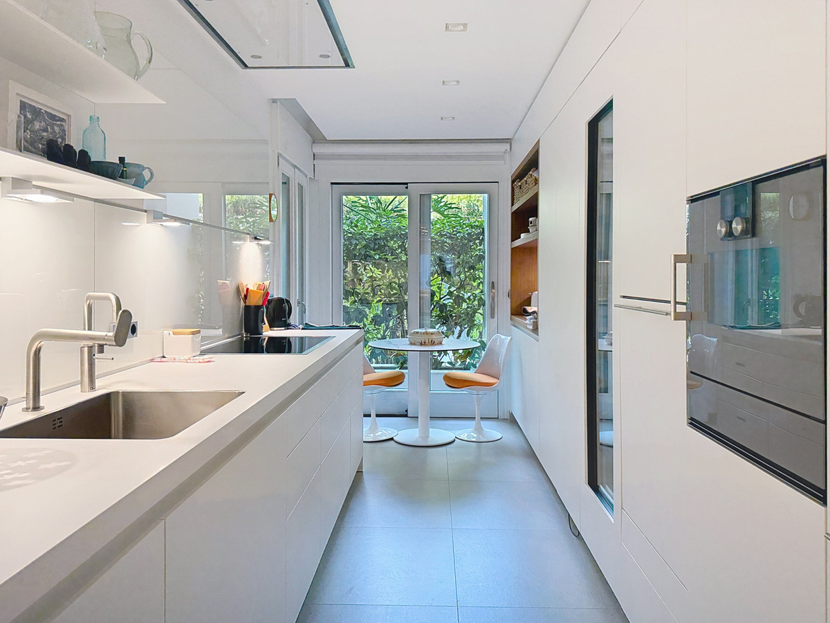 Appartement te koop in Estepona | 2 slaapkamers H5360860