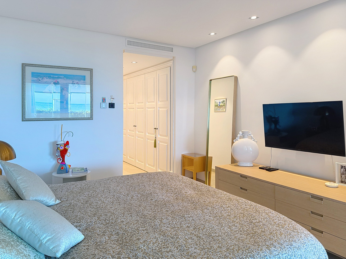 Appartement te koop in Estepona | 2 slaapkamers H5360860