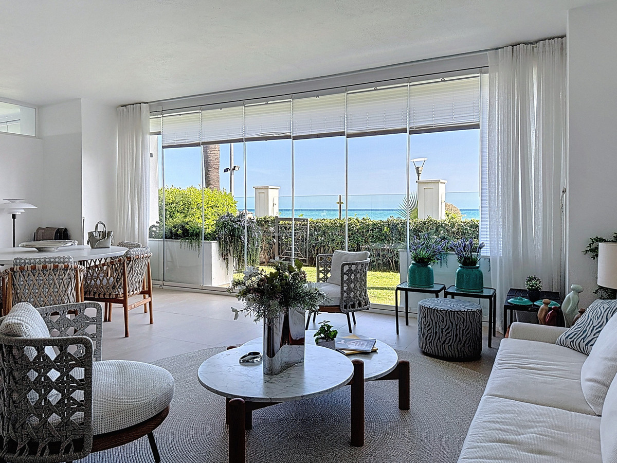 Appartement te koop in Estepona | 2 slaapkamers H5360860