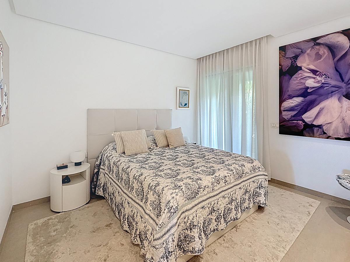 Appartement te koop in Estepona | 2 slaapkamers H5360860