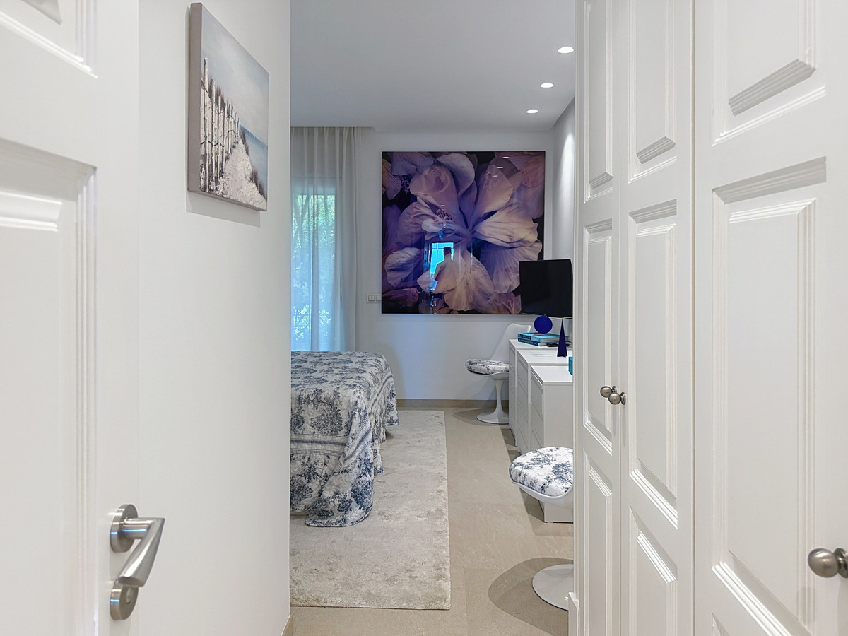 Appartement te koop in Estepona | 2 slaapkamers H5360860