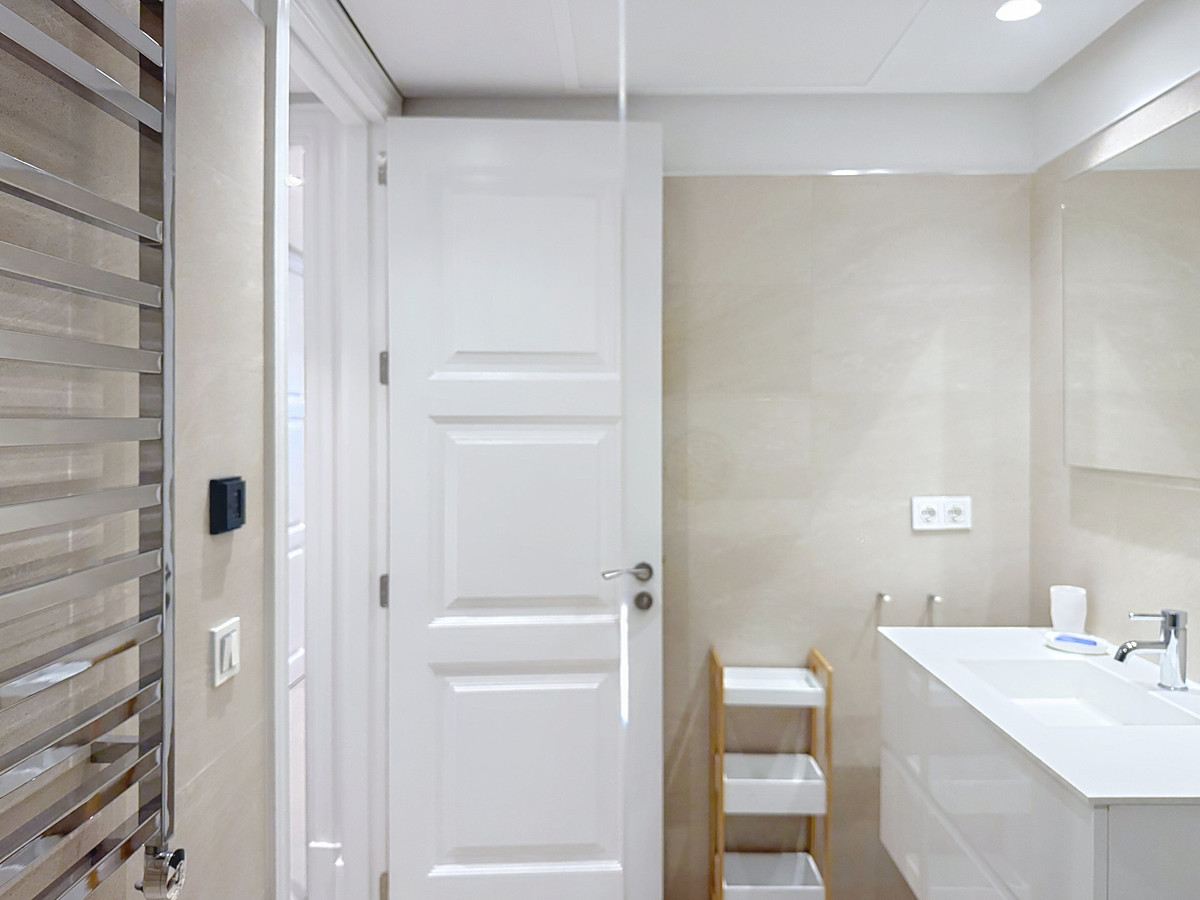 Appartement te koop in Estepona | 2 slaapkamers H5360860