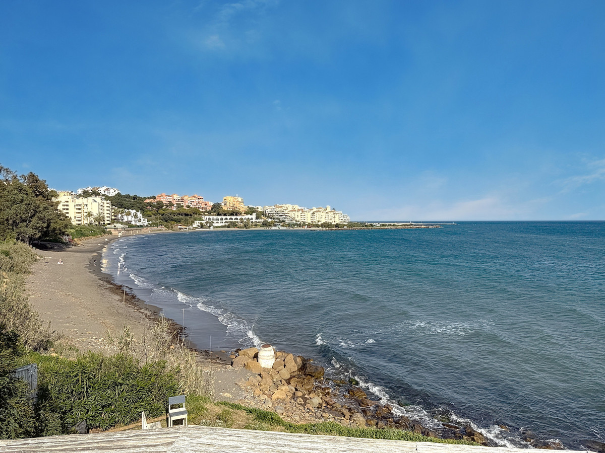 Appartement te koop in Estepona | 2 slaapkamers H5360860